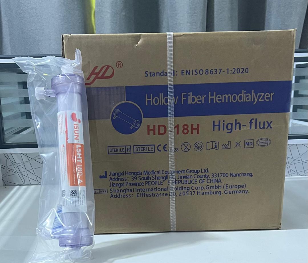 Hollow Fiber Hemodialyzer